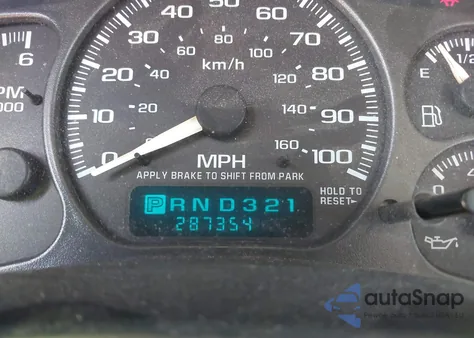 2001 Chevrolet Tahoe Ls z USA, uszkodzony, nr VIN 1GNEC13T81R213193